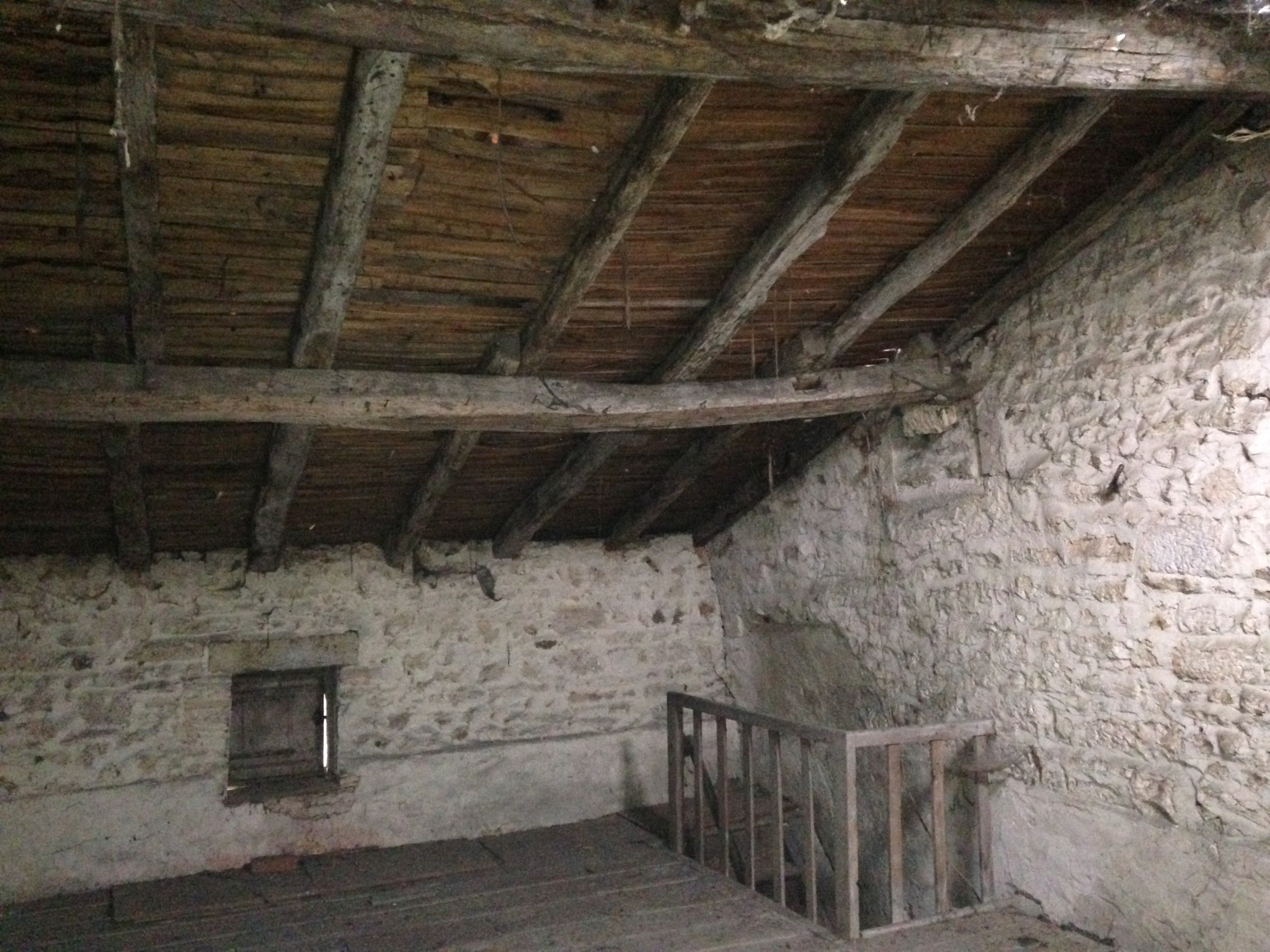 vente CHARROUX - Maison de ville